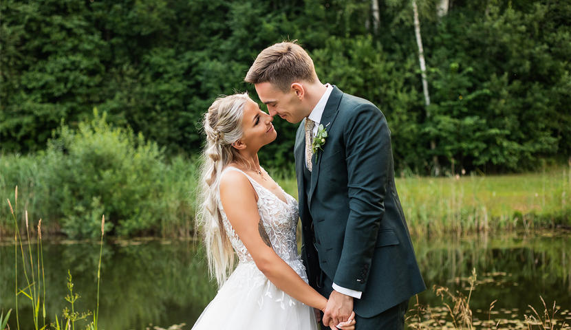 Brita B | Pulmafotograaf ja droonipiloot Brita B | Pulmafotograaf ja droonipiloot