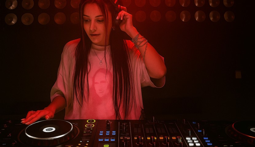 DJ kjardo